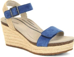 Aetrex Women's Sydney -Englins Fine Footwear aetrex womens sydney blue ew715w 24913.1715001200