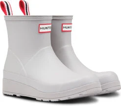 Hunter Women's Original Play Short Rain Boot 7 Hunter Women's Original Play Short Rain Boot -Englins Fine Footwear hunter womens original play short zinc wfs2020rma znc 08420.1574738902