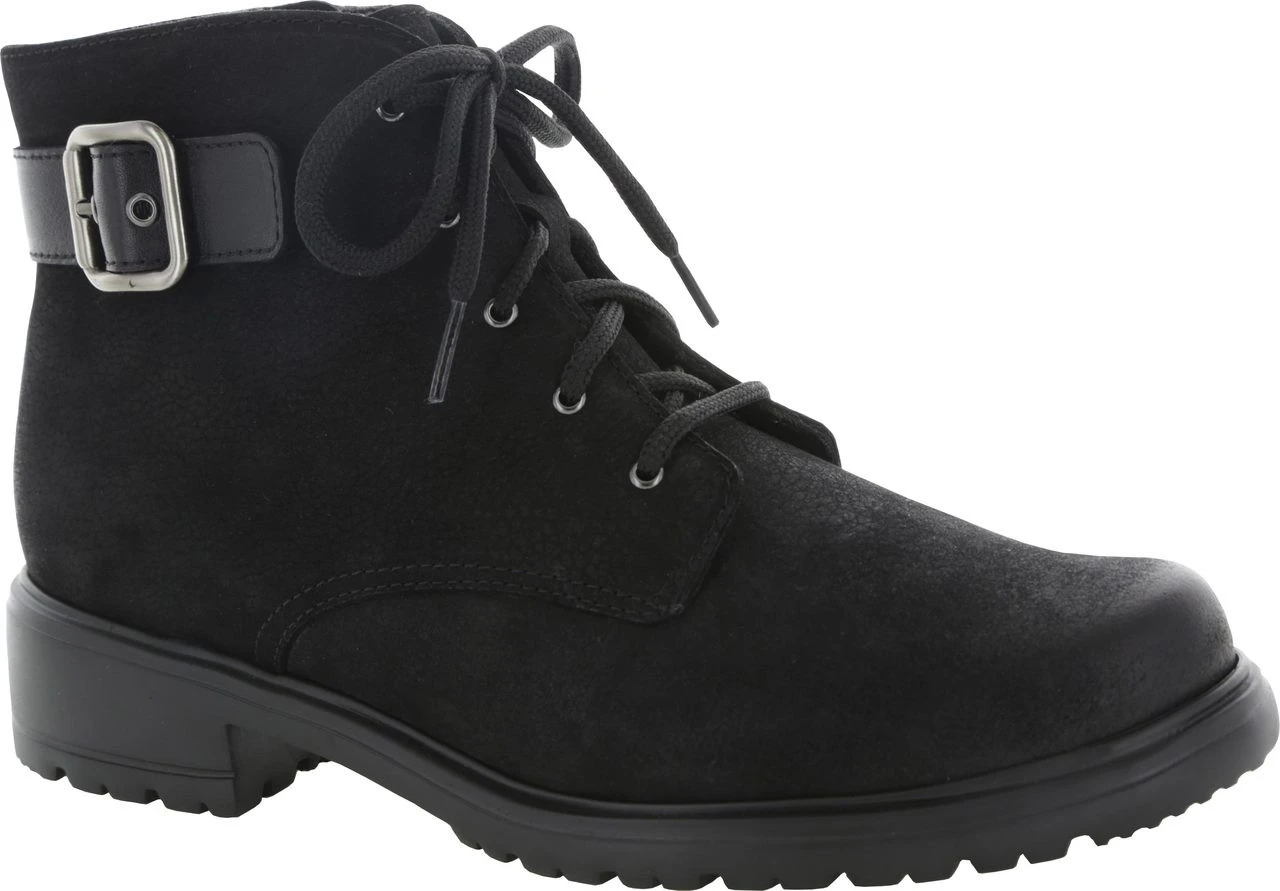 Munro Bradley 1 Munro Bradley