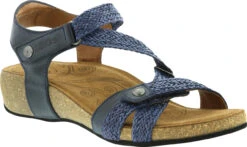 Taos Trulie -Englins Fine Footwear taos trulie navy tru 16406 nvy 86678.1682088054