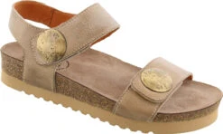 Taos Luckie 9 Taos Luckie -Englins Fine Footwear taos womens luckie taupe luc 5246 tpe 71158.1682086973