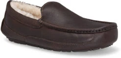 UGG Men's Ascot Leather 10 UGG Men's Ascot Leather -Englins Fine Footwear ugg men ascot china tea leather 5379 ctea 72753.1696284377